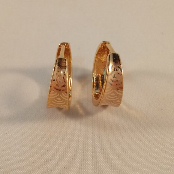 18K Yellow Gold Filled Laser Carved Hoop Earrings Gorgeous Party Gift - Picture 3 of 4